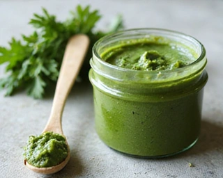 Maseczka rozświetlająca z algami